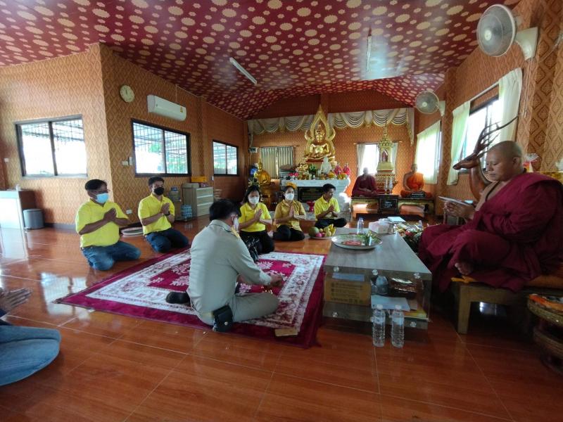 ร่วมทำบุญประเพณีตักบาตรเทโวโรหณะ ประจำปี 2565