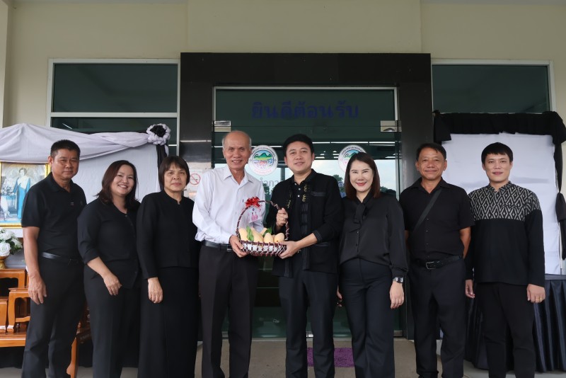 นายกเทศมนตรีตำบล เจดีย์แม่ครัว เข้าพบและเยี่ยมคารวะ