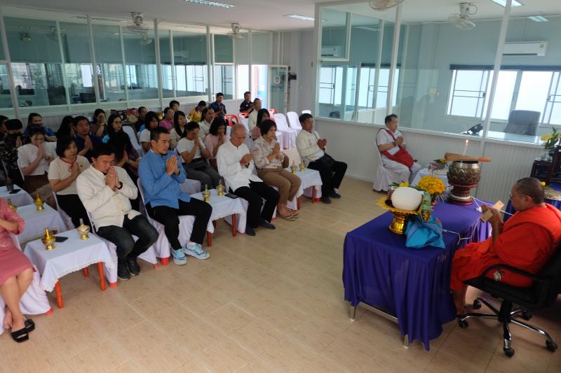 พิธีทำบุญอาคาร ทำการของกองช่างและกองการศึกษา