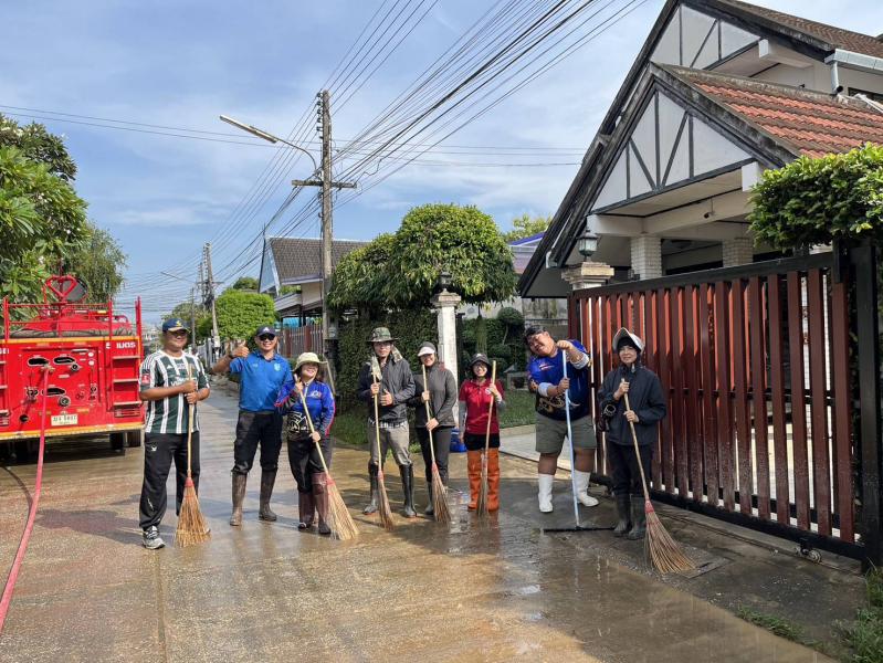 เทศบาลตำบลหนองแหย่งเข้าพื้นที่สนับสนุนหลังเหตุอุทกภัย ในพื้นที่ ต.ป่าแดด อ.เมือง จ.เชียงใหม่