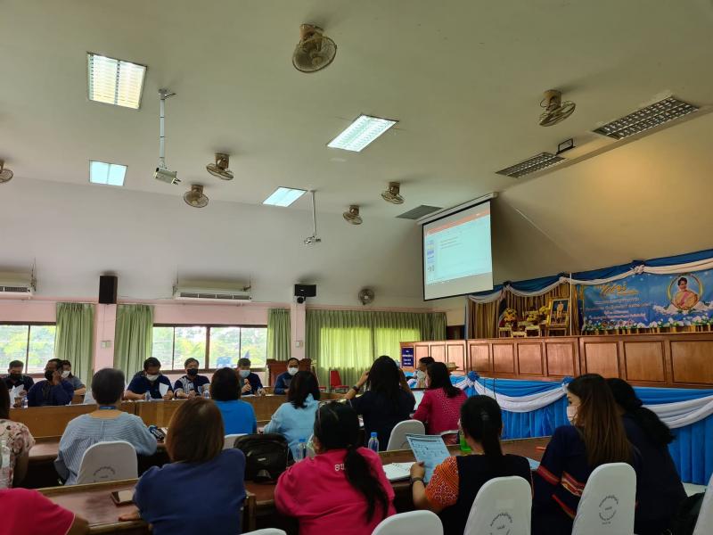 เข้าร่วมประชุม เพื่อเตรียมความพร้อมและซักซ้อมความเข้าใจแนวทางในการดำเนินโครงการลงทะเบียนเพื่อสวัสดิการแห่งรัฐ ปี 2565