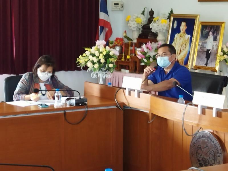 การประชุม เรื่อง การเตรียมพร้อมในการเปิดโรงเรียนและศูนย์พัฒนาเด็กเล็กเทศบาลตำบลหนองแหย่ง ในสถานการณ์การแพร่ระบาดของเชื้อไวรัสโคโรนา 2019 (COVID-19) ​​​​​​​ภาคเรียนที่ 2 ปีการศึกษา 2564 แบบ ON SITE