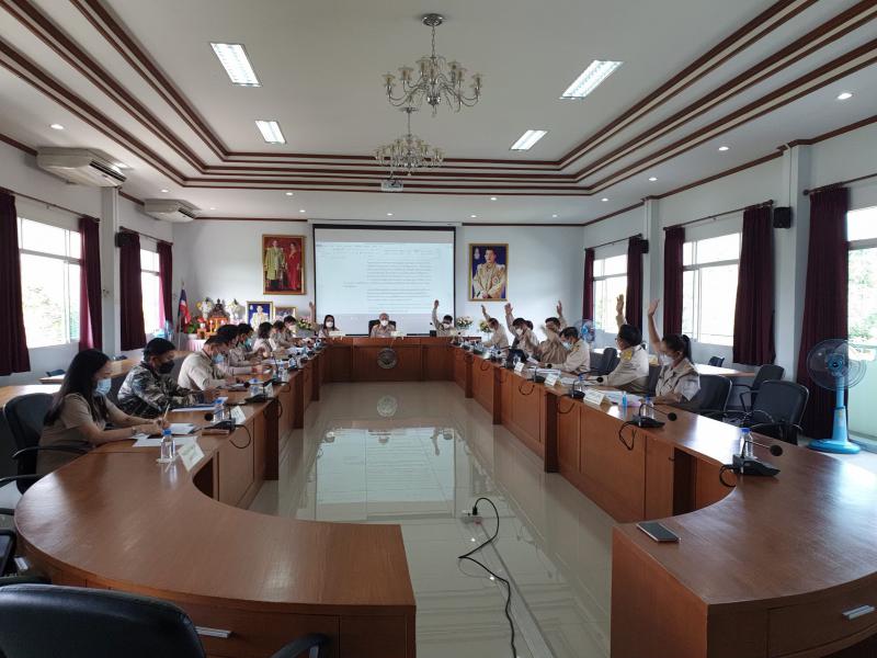 เทศบาลตำบลหนองแหย่ง จัดประชุมสภาเทศบาลตำบลหนองแหย่ง สมัยสามัญ สมัยแรกประจำปี 2565