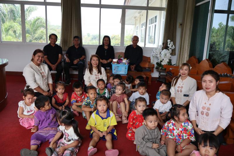 ร่วมสืบสานประเพณีรดน้ำดำหัว