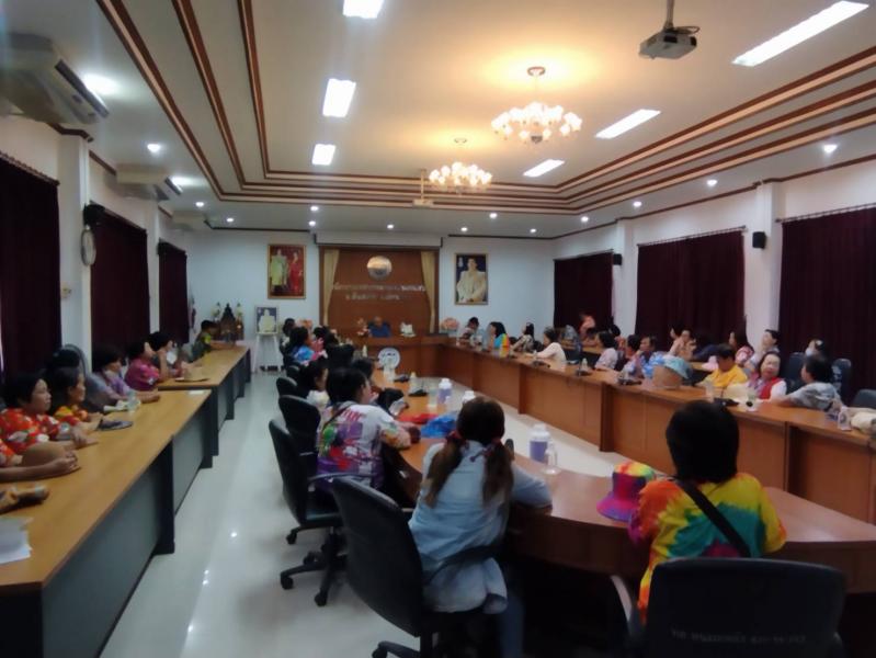 รพ.สต.บ้านร้องเม็ง ร่วมสระเกล้าดำหัว ท่านนายก จำเริญ ศรีวิชัย