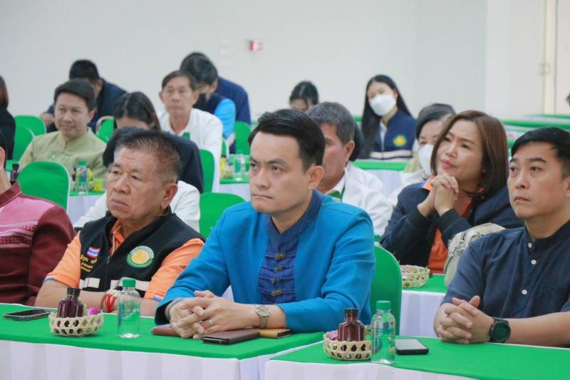 ร่วมเป็นเกียรติในพิธีเปิดงาน MOI Waste Bank Week