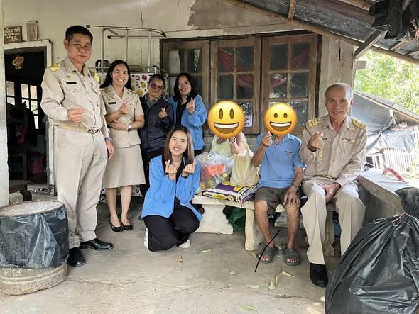 ได้มอบข้าวสาร อาหารแห้ง ให้กับผู้ยากไร้ในพื้นที่ ซึ่งได้รับการสนับสนุนจาก คุณดาริกา มีศุข เทศบาลตำบลหนองแหย่ง 