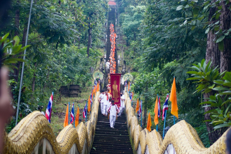 เตรียมงานตักบาตรเทโวฯ วัดพระบาทตีนนก ประจำปี 2563 