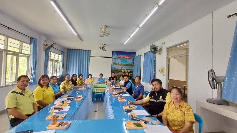 เทศบาลตำบลหนองแหย่ง เข้าร่วมประชุม ร่วมกับ คณะกรรมการพัฒนาสุขภาพ ครั้งที่ 1 โครงการประชุมคณะกรรมการพัฒนาสุขภาพ รพ.สต.บ้านแม่ฮักพัฒนาเฉลิมพระเกียรติ ปี 2566