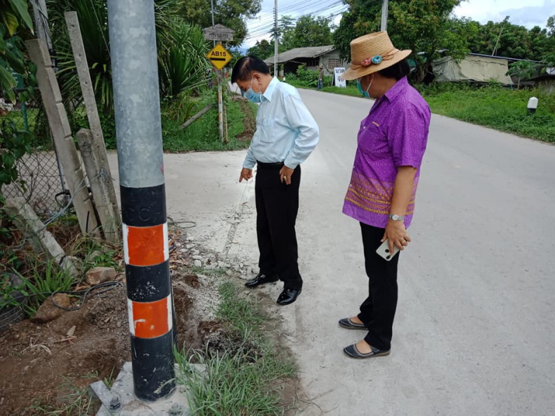ตรวจสอบสายไฟกิ่งขาดในใต้ดิน หมู่ 4 บ้านทุ่งข้าวตอก