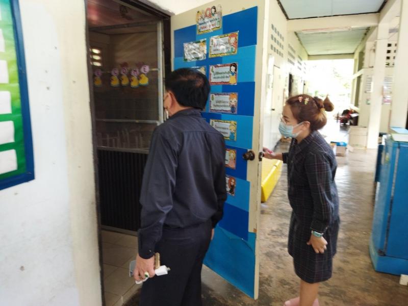 ลงพื้นที่ ตรวจเยี่ยมสถานศึกษาโรงเรียนอนุบาลเทศบาลตำบลหนองแหย่ง