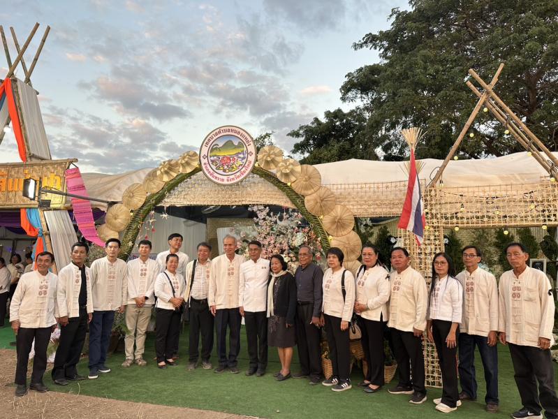 เข้าร่วมพิธีเปิดงาน OTOP และงานของดีอำเภอสันทราย 