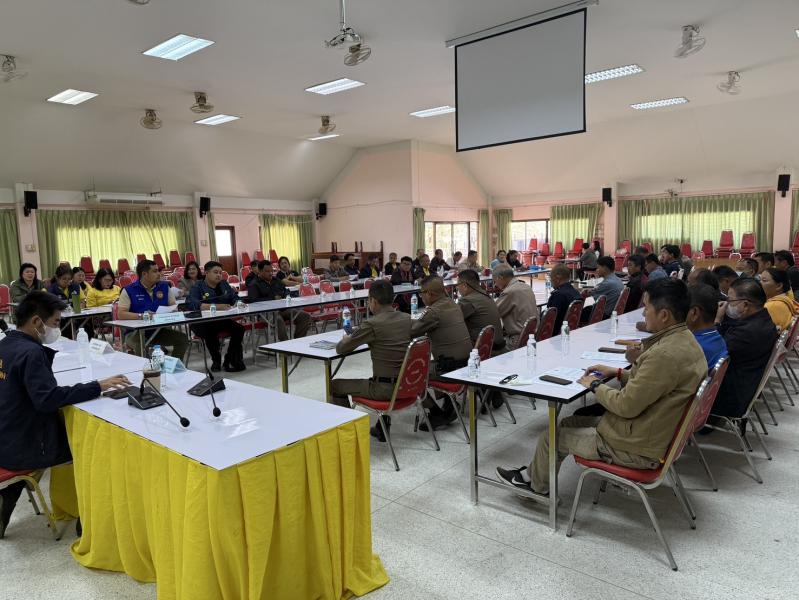 ประชุมเตรียมตวามพร้อมจัดกิจกรรมปฎิบัติการป้องกัน และแก้ไขปัญหาหมอกควันไฟป่าและ PM2.5 อำเภอสันทราย ประจำปี 2568