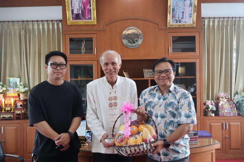 สระเกล้าดำหัว สืบสานประเพณีล้านนา ขอพร จาก ท่านนายก จำเริญ ศรีวิชัย