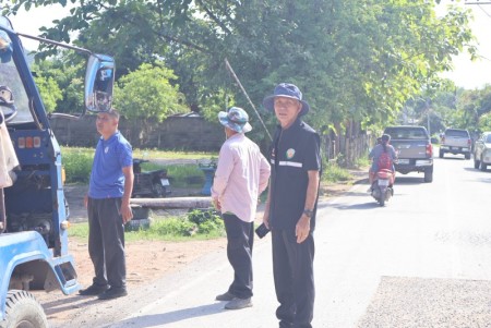 ลงพื้นที่ตรวจสอบต้นไม้บริเวณถนนสายต่าง ๆ และพื้นที่สาธารณะภายในเขตเทศบาลตำบลหนองแหย่ง